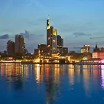 - The Niu, Coin Frankfurt Ostend By Ihg فندق فرانكفورت