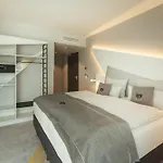 - The Niu, Coin Frankfurt Ostend By Ihg فرانكفورت