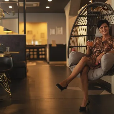 Hotell - The Niu, Coin Frankfurt Ostend By Ihg