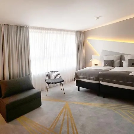 - The Niu, Coin Frankfurt Ostend By Ihg فندق فرانكفورت