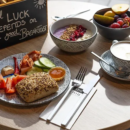 - The Niu, Coin Frankfurt Ostend By Ihg Hotel