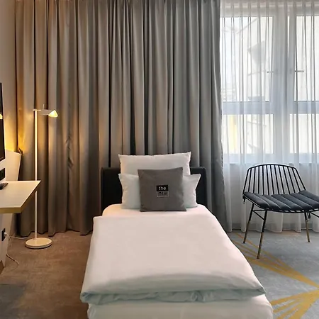 - The Niu, Coin Frankfurt Ostend By Ihg