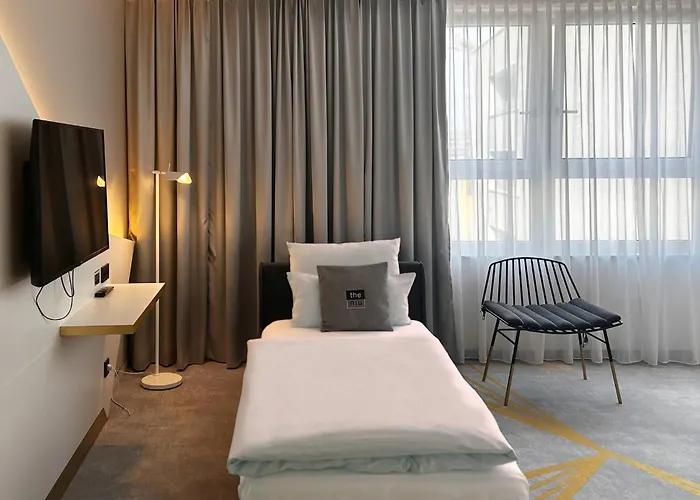 - The Niu, Coin Frankfurt Ostend By Ihg