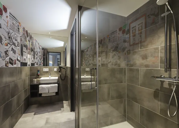 - The Niu, Coin Frankfurt Ostend By Ihg