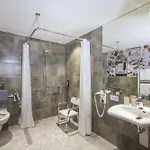 - The Niu, Coin Frankfurt Ostend By Ihg Hotel 3*